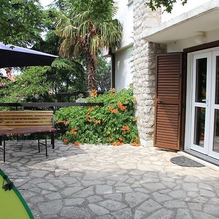 Holiday Home Luznar Klenovica Esterno foto